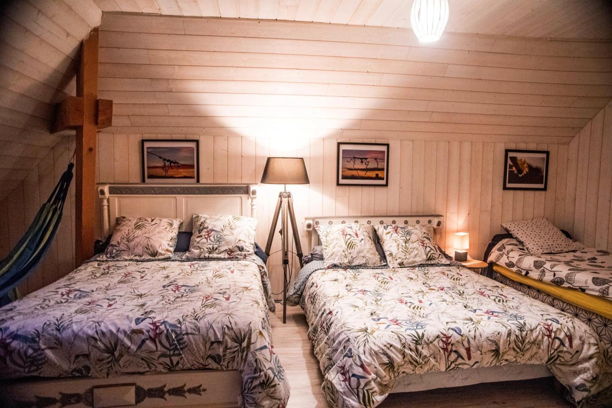 Pesaulhe Bed and Breakfast Monein Exteriör bild